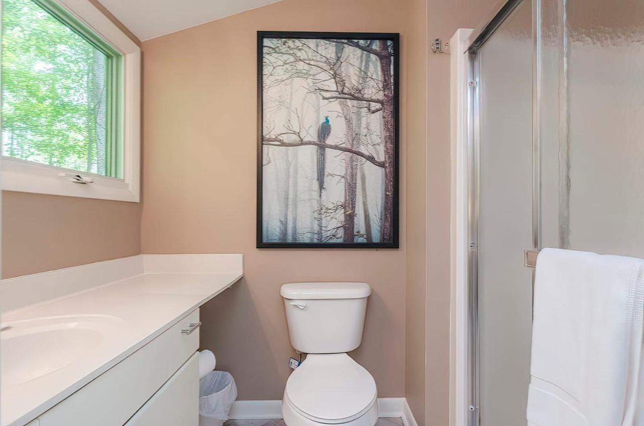 Secluded Oasis W Hot Tub, Screened-In Porch, Wifi! Berkeley Springs Exterior foto
